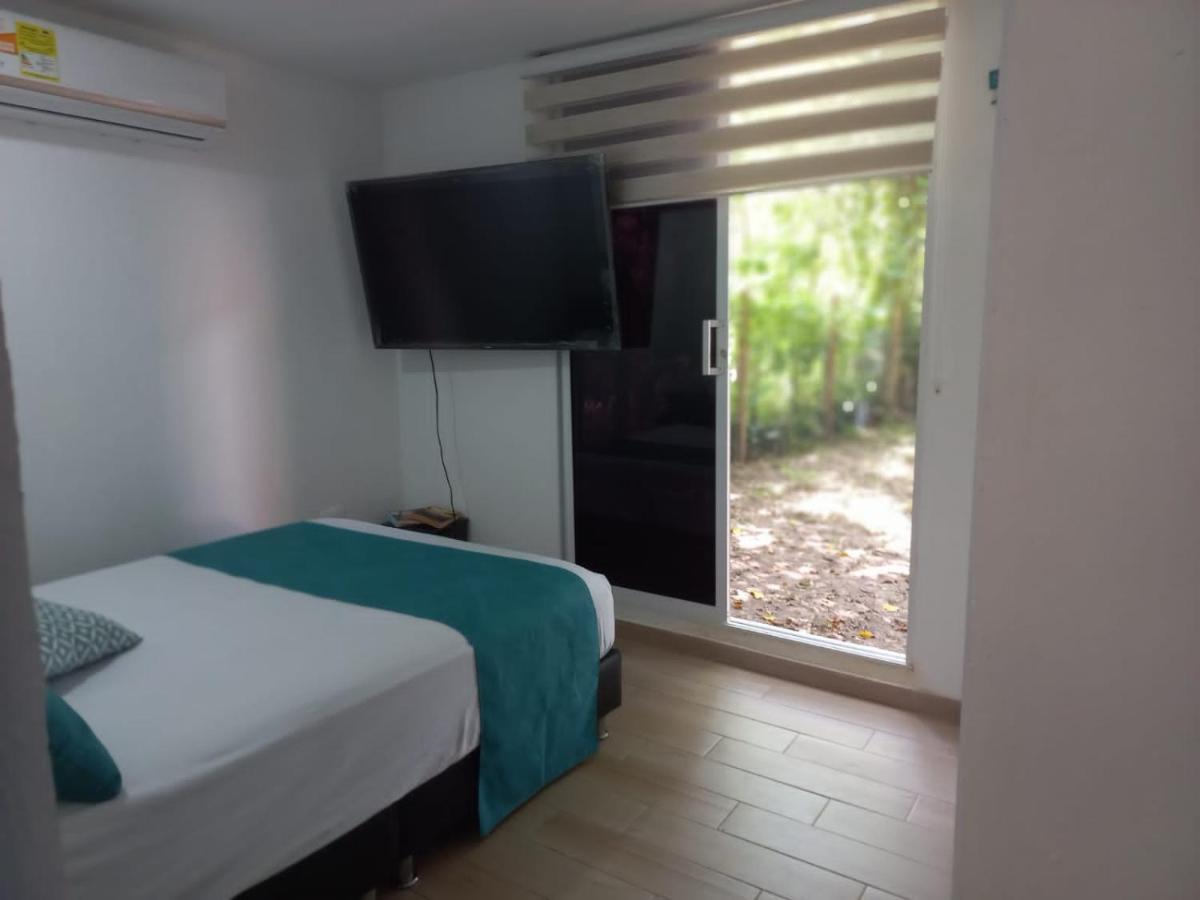 En Isla Frente A Cartagena